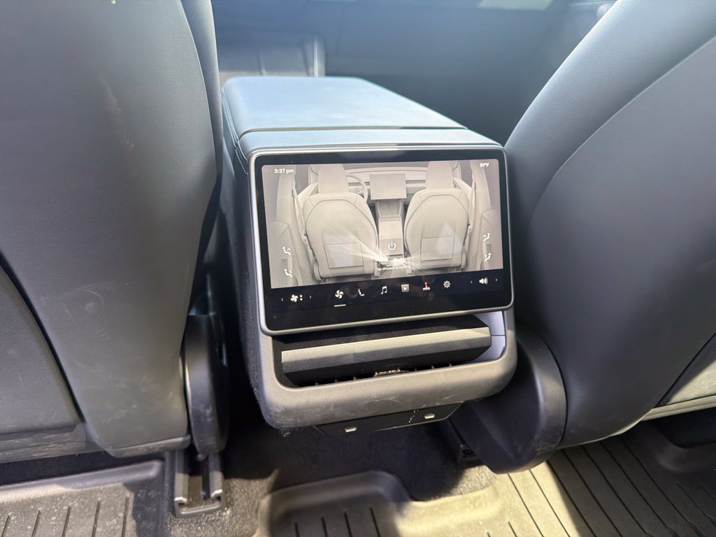 Thumbnail: 2026 Tesla Model Y - 32
