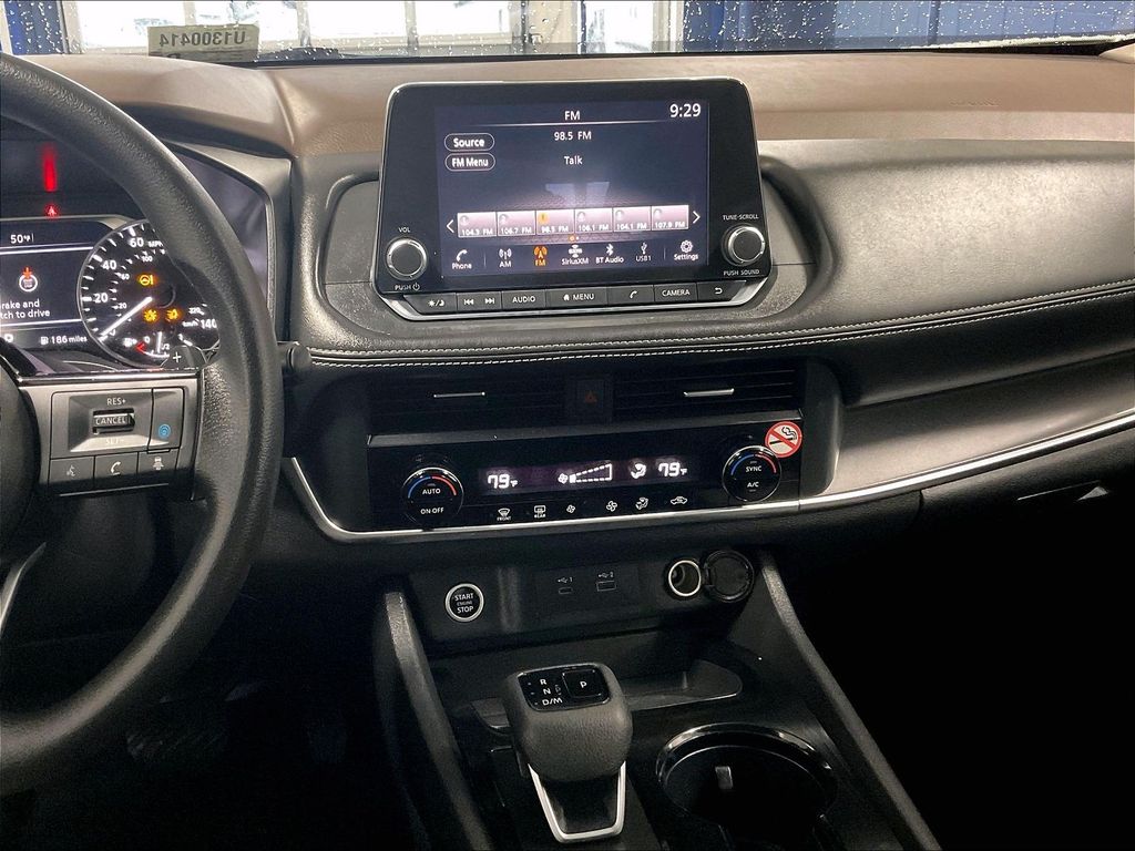2023 Nissan Rogue — photo 18
