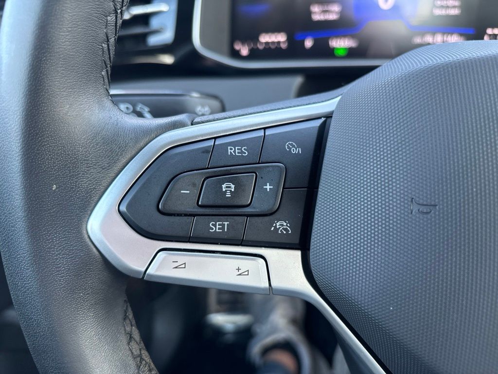Used 2025 Volkswagen Jetta Sedan