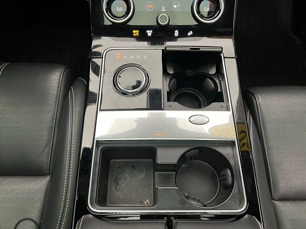 Thumbnail: 2020 Land Rover Range Rover Velar - 11