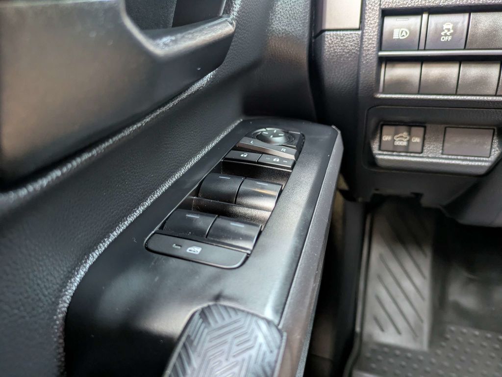 Used 2025 Toyota Tacoma Truck