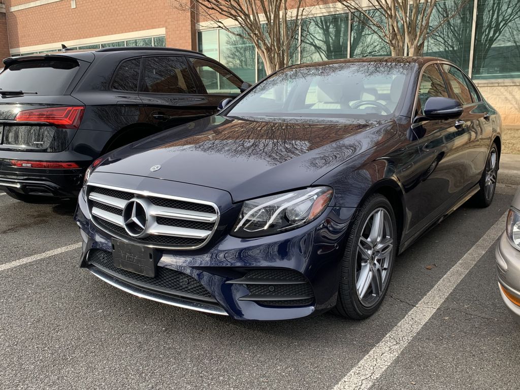 Thumbnail: 2019 Mercedes-Benz E-Class - 3