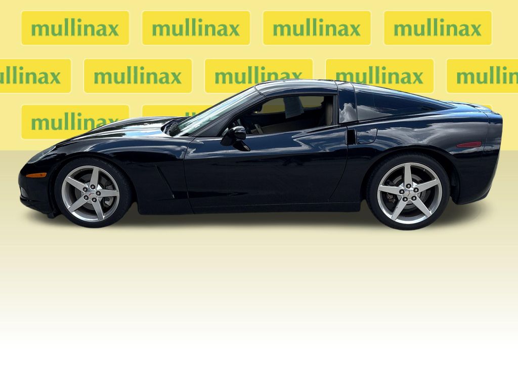 Used 2005 Black Chevrolet Base image 11