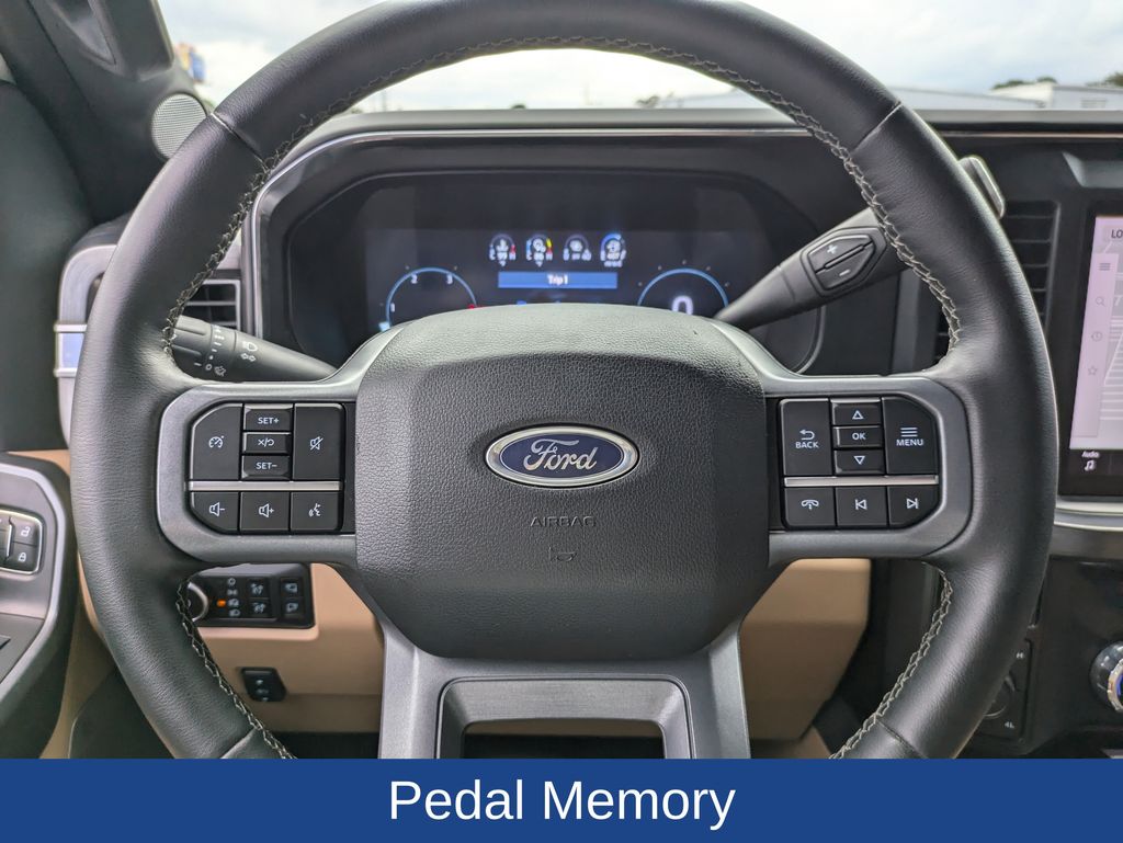 2025 Ford F-250 Super Duty LARIAT