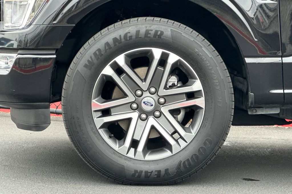 2022 Ford F-150 XL photo