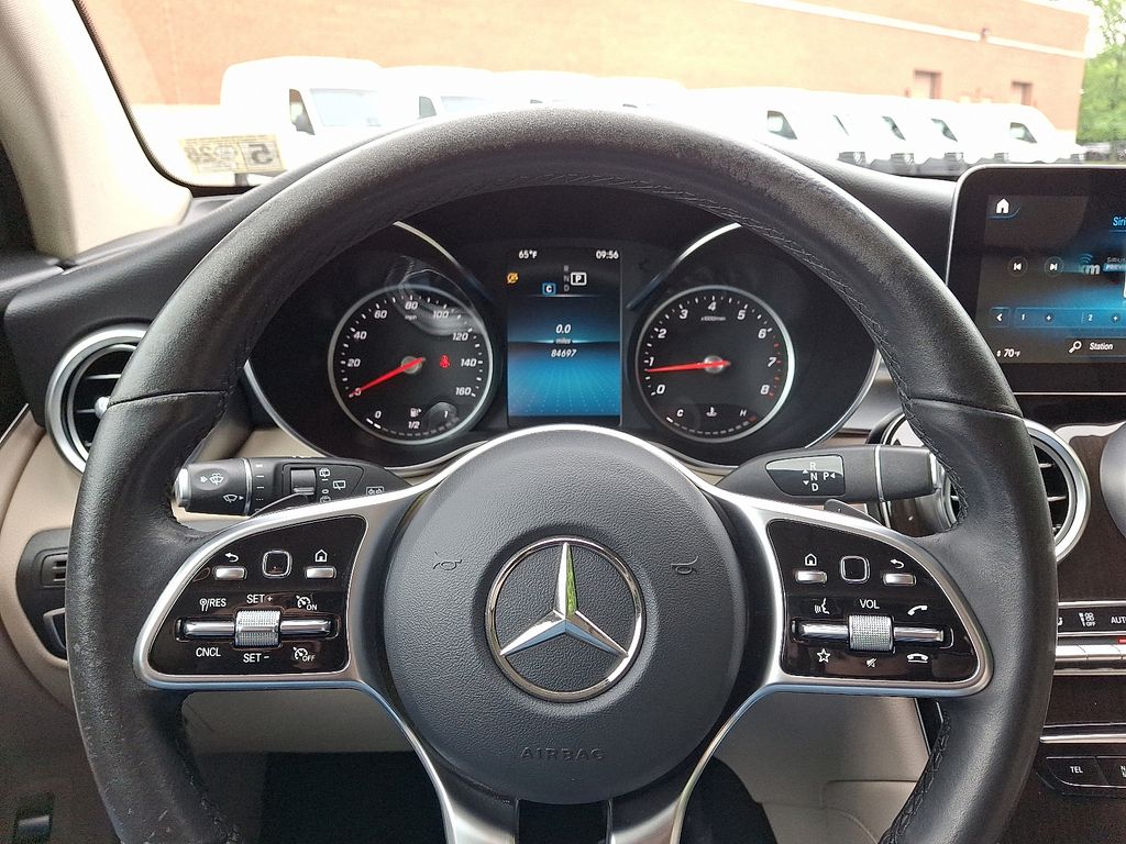 2021 Mercedes-Benz GLC 300 18
