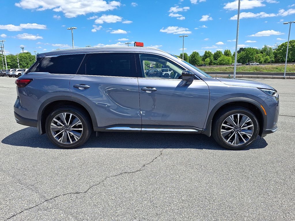 2026 INFINITI QX60 — photo 8