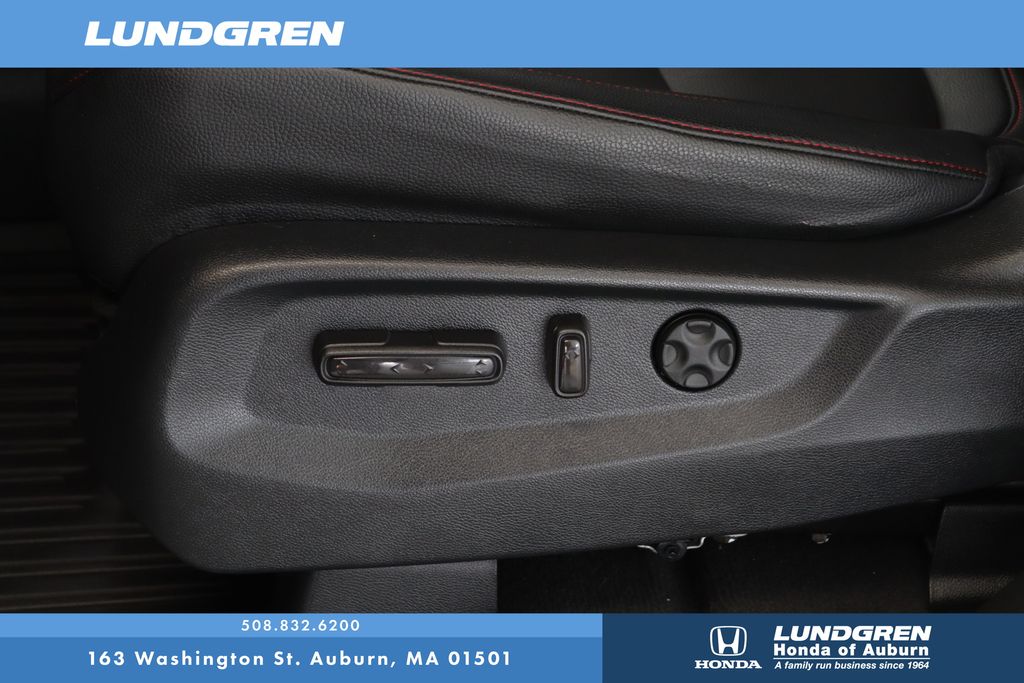 Used 2025 Honda Odyssey Van