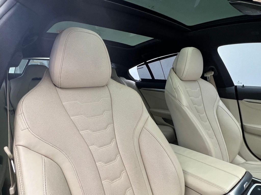 Thumbnail: 2023 BMW 8 Series - 7