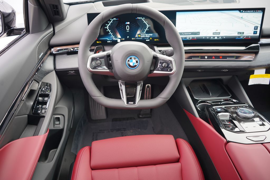 Thumbnail: 2026 BMW i5 - 16