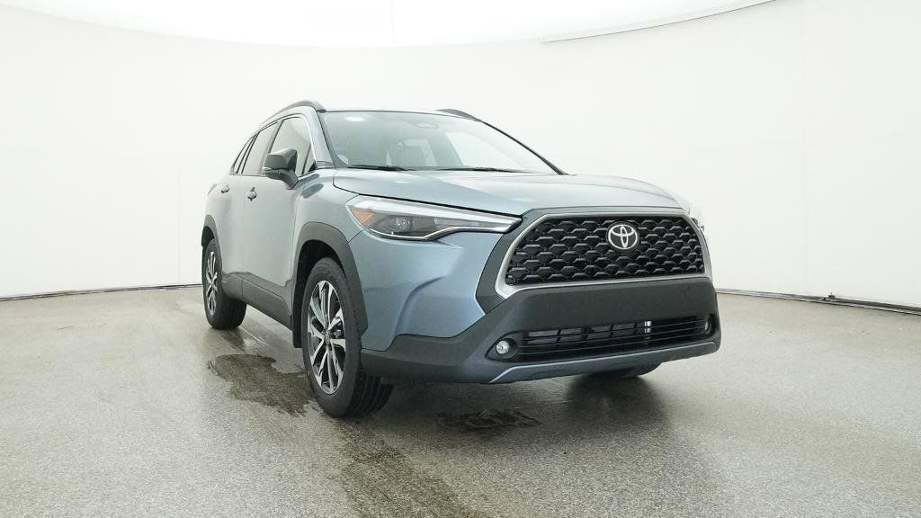 Thumbnail: 2025 Toyota Corolla Cross - 4