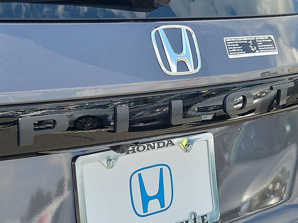 2025 Honda Pilot Elite 5