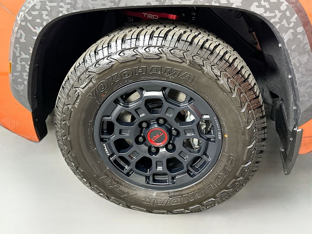 Thumbnail: 2024 Toyota Sequoia - 32