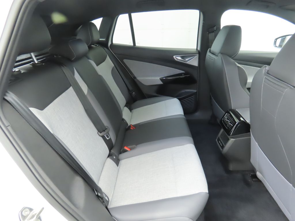 Thumbnail: 2025 Volkswagen ID.4 - 23