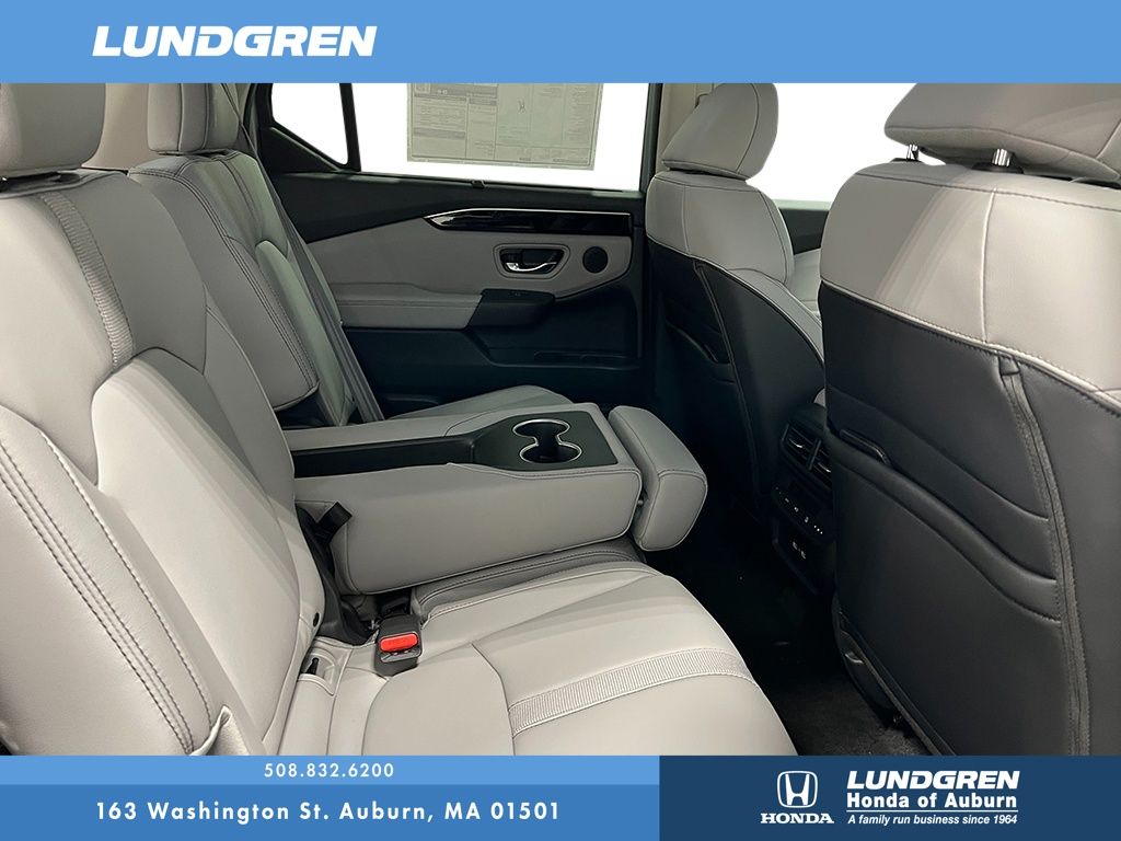 New 2025 Honda Pilot SUV