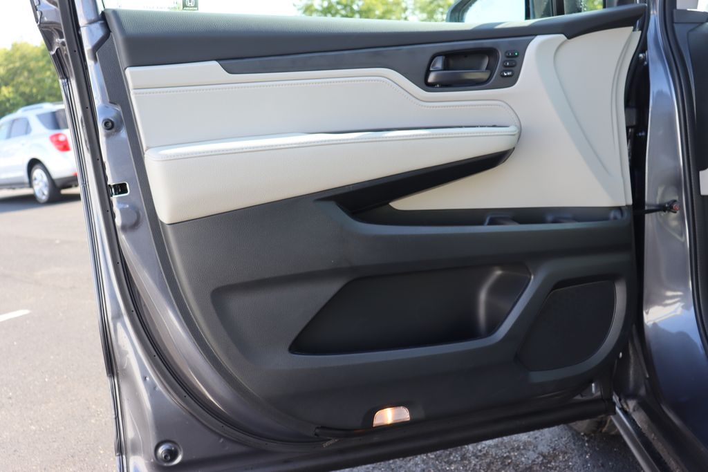 Thumbnail: 2026 Honda Odyssey - 28