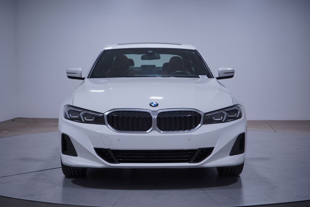 Thumbnail: 2023 BMW 3 Series - 4