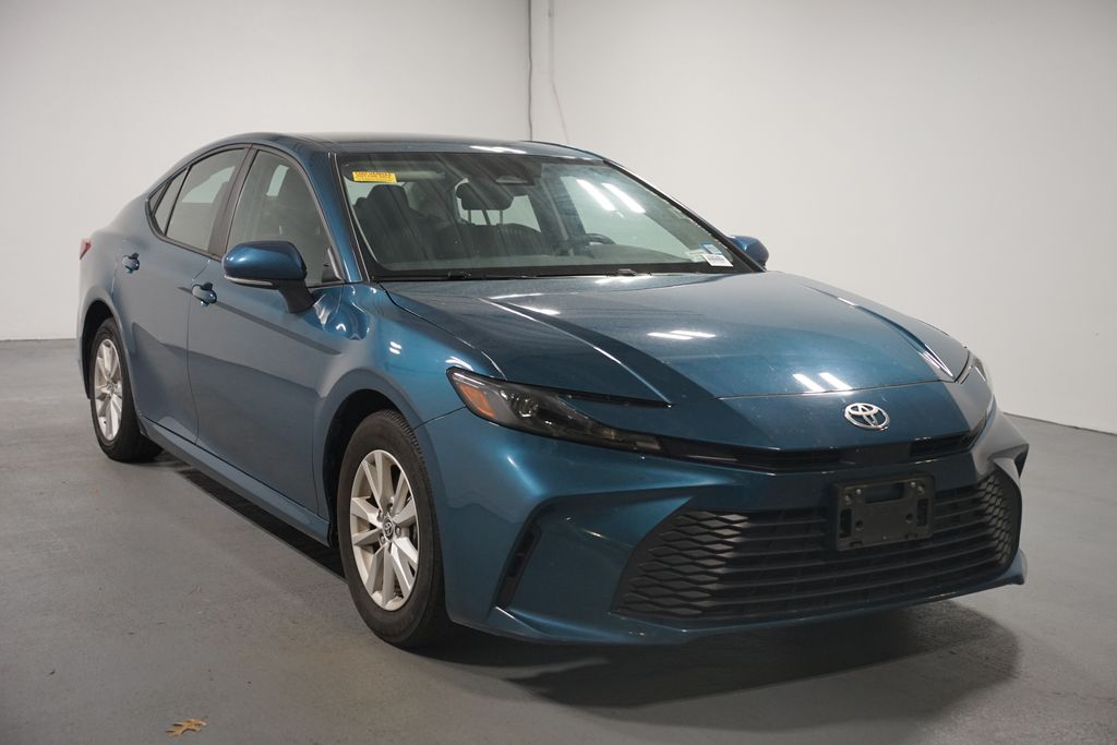 Thumbnail: 2025 Toyota Camry - 3