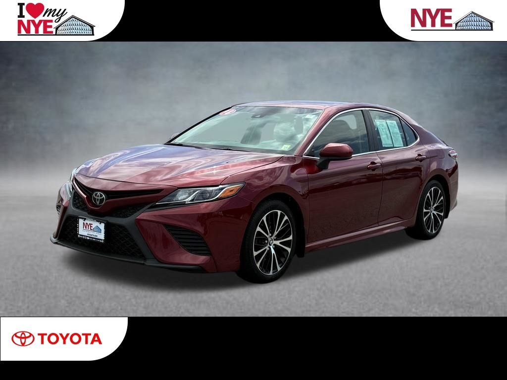 Red (Ruby Flare Pearl) 2018 Toyota Camry SE Sedan Front-Wheel Drive 8-Speed Automatic