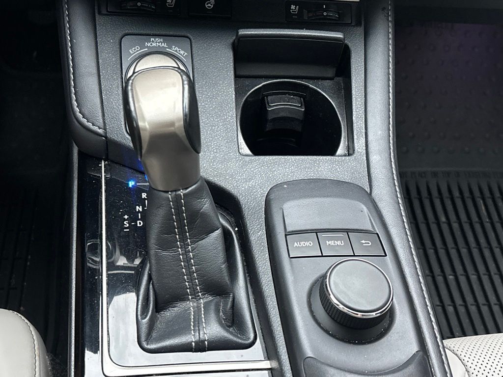 Used 2017 Lexus ES Sedan
