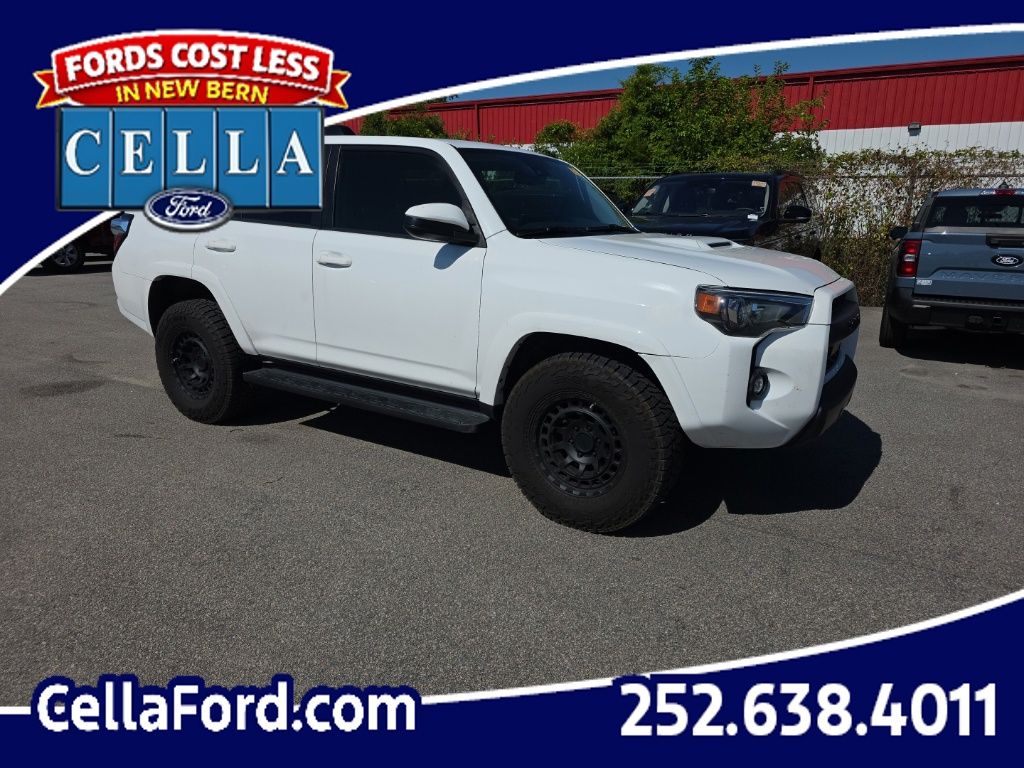 2022 Toyota 4Runner TRD Off-Road 4WD