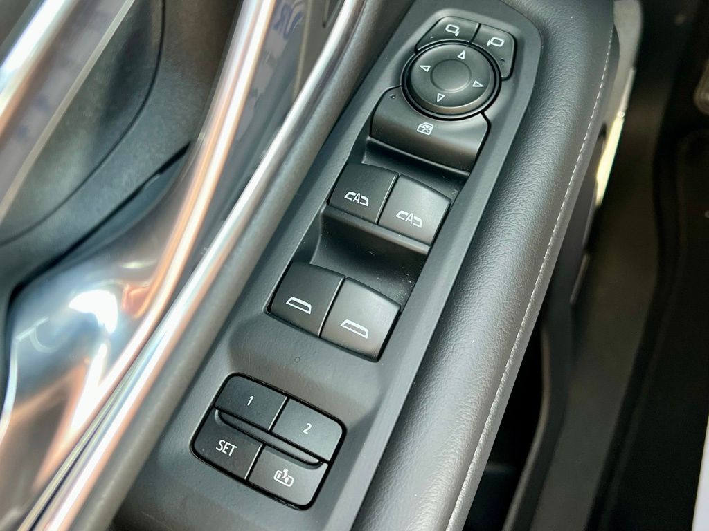 2023 Chevrolet Tahoe LT photo