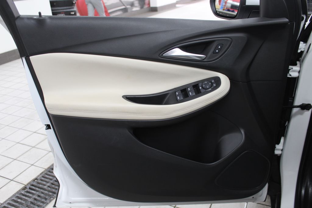 Thumbnail: 2023 Buick Encore GX - 12