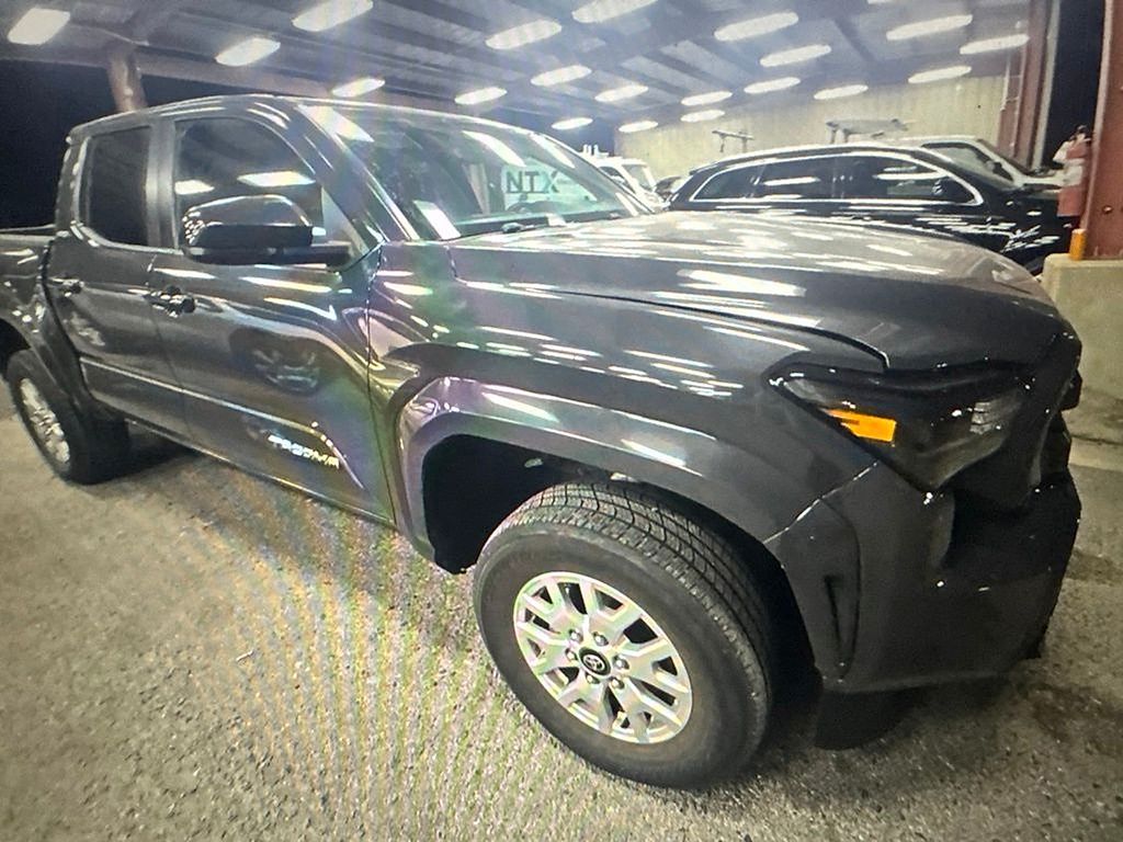 2025 Toyota Tacoma SR5 - 3