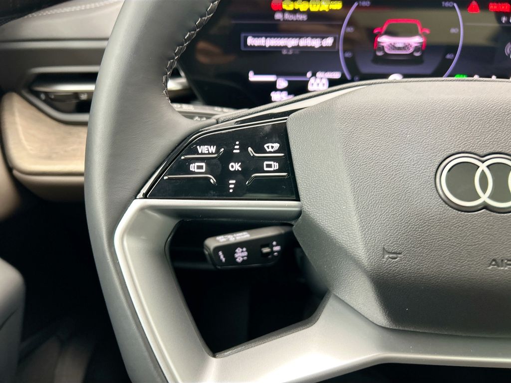 Thumbnail: 2025 Audi Q5 - 12