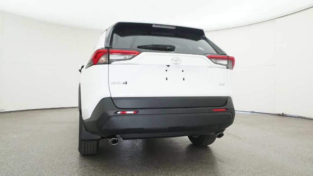 Thumbnail: 2025 Toyota RAV4 - 8