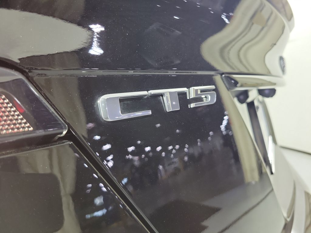 2025 Cadillac CT5 V-Series - 5