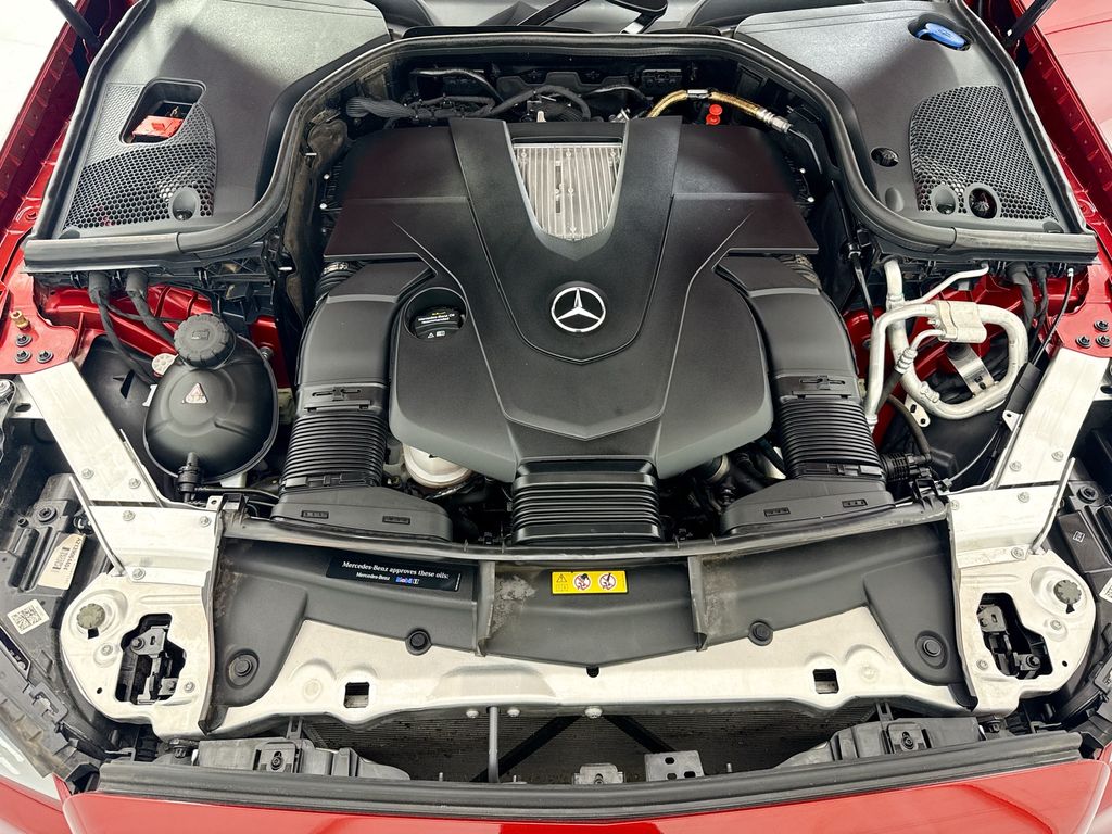 Thumbnail: 2018 Mercedes-Benz E-Class - 25