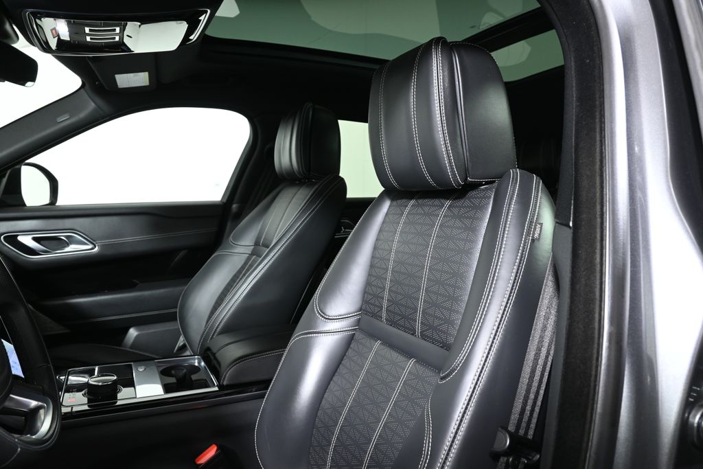 Thumbnail: 2019 Land Rover Range Rover Velar - 16