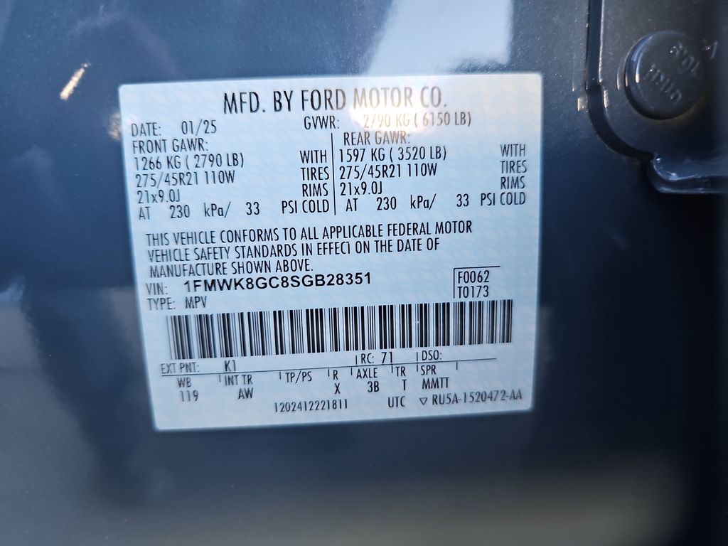 Used 2025 Ford Explorer SUV