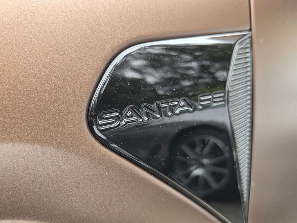 Used 2025 Brown Hyundai Limited image 3