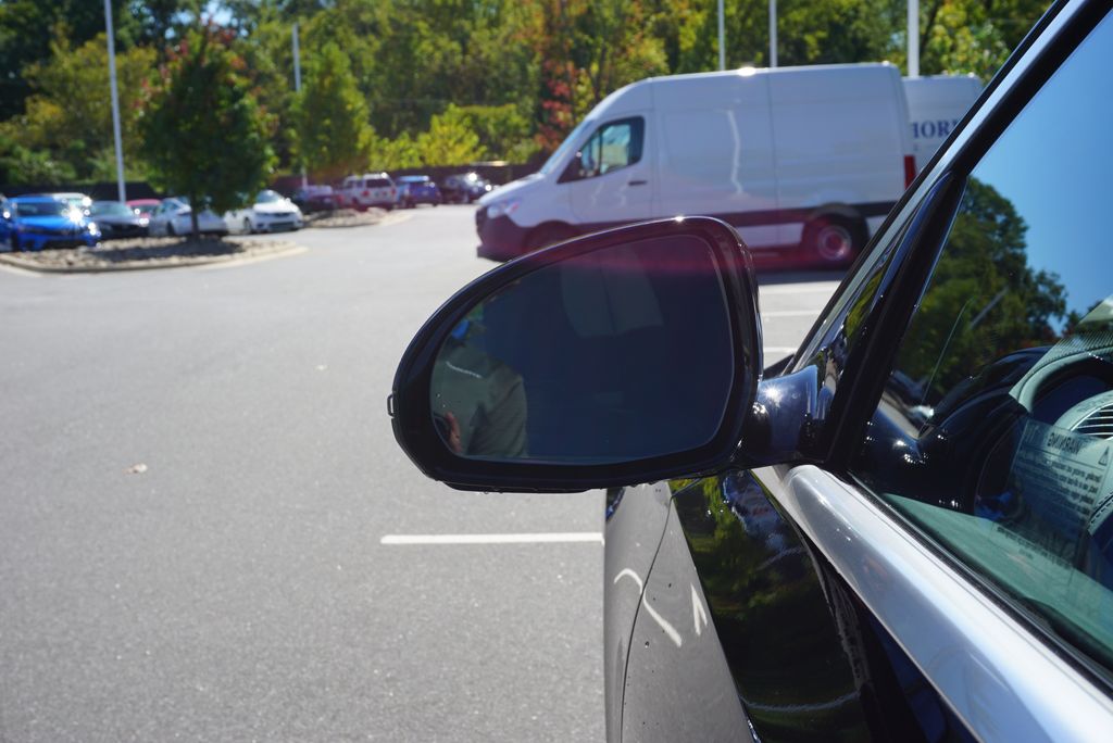 Thumbnail: 2026 Mercedes-Benz E-Class - 13