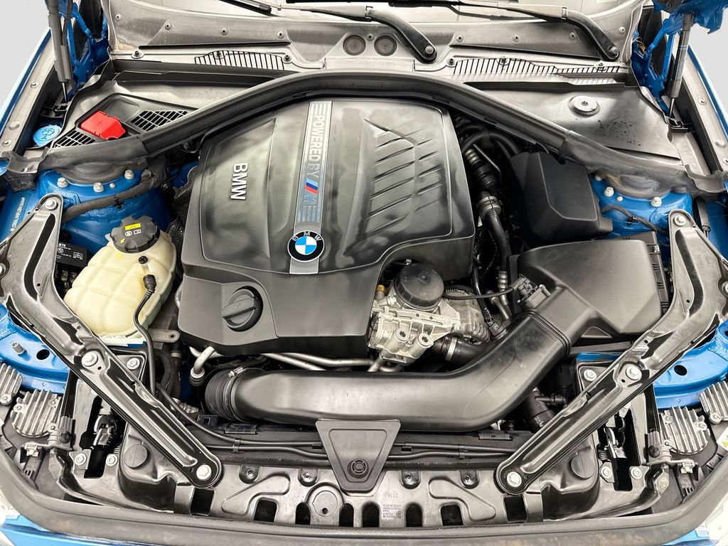 Thumbnail: 2017 BMW M2 - 28