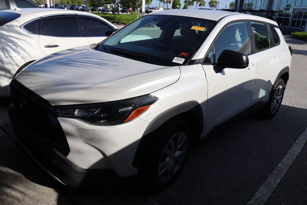 Thumbnail: 2022 Toyota Corolla Cross - 2