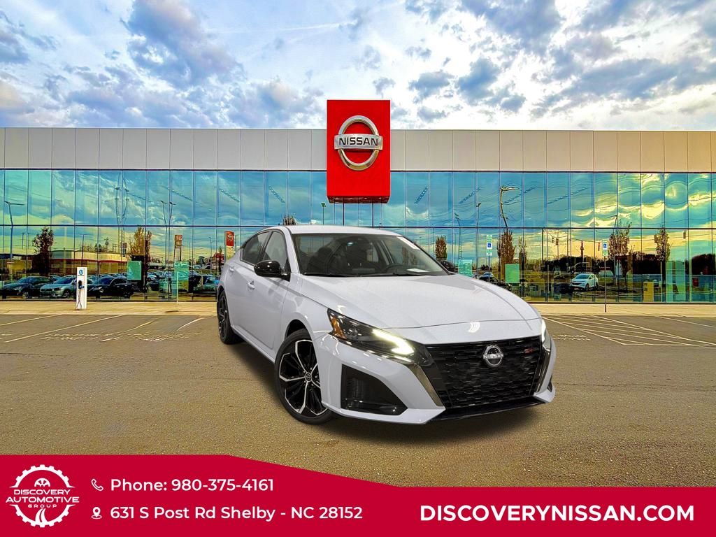 2025 Nissan Altima 2.5 SR
