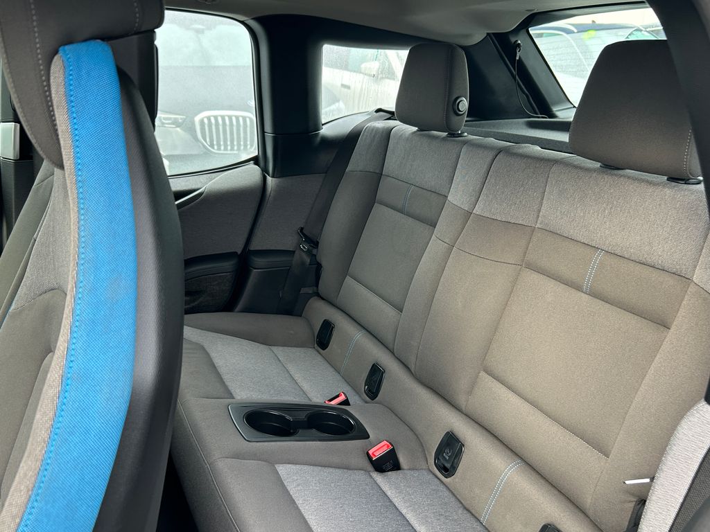 Thumbnail: 2018 BMW i3 - 30