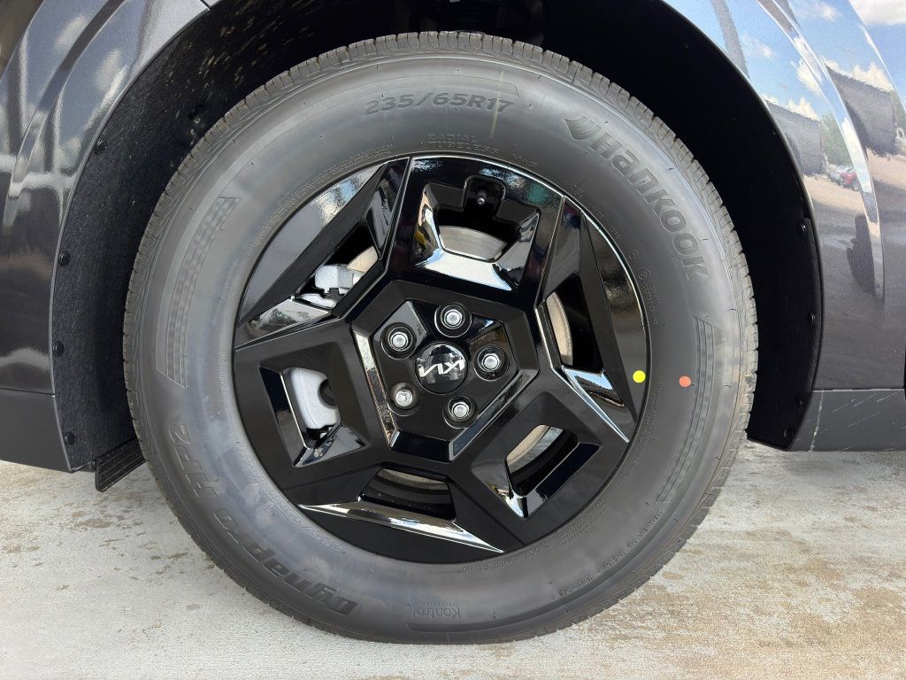 2026 Kia Carnival LXS Gray at Community Kia