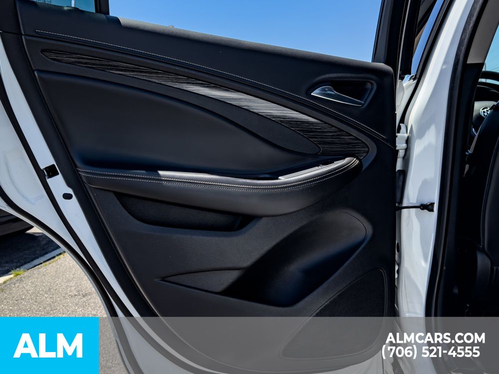 Used 2017 White Buick Essence image 22
