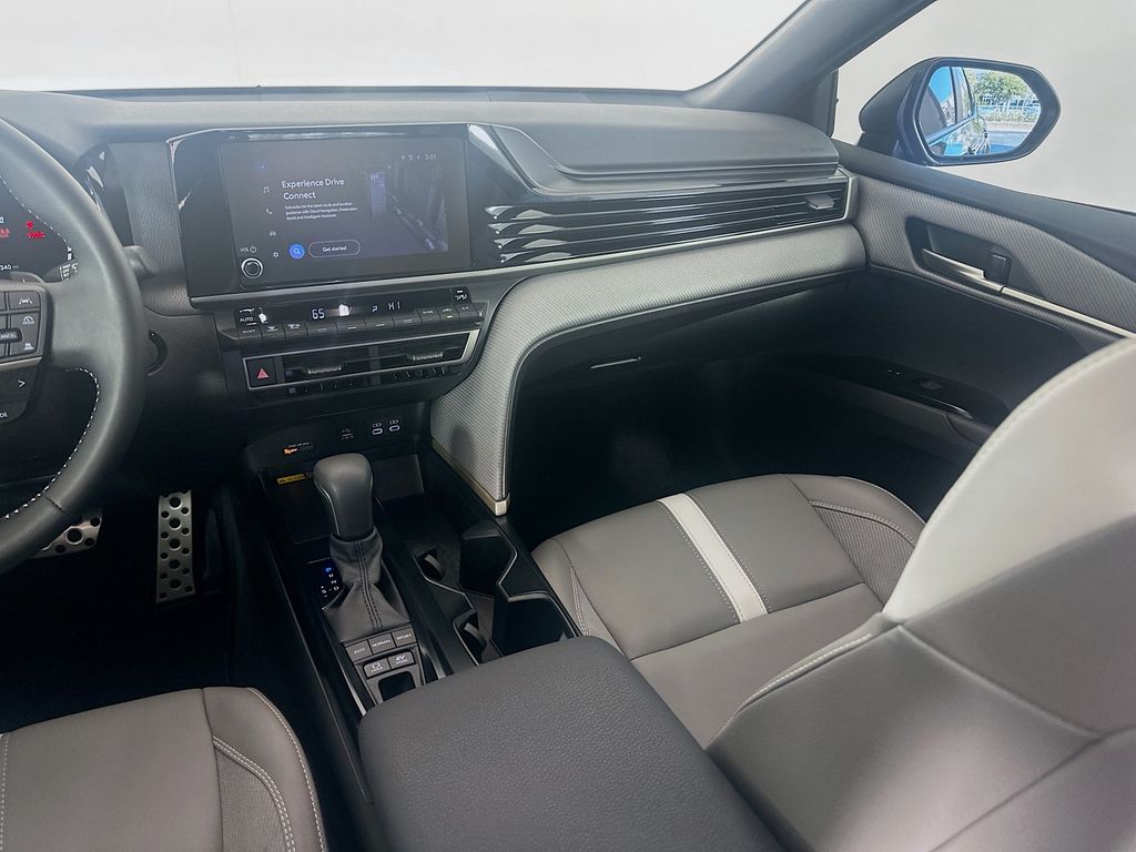 Thumbnail: 2025 Toyota Camry - 23