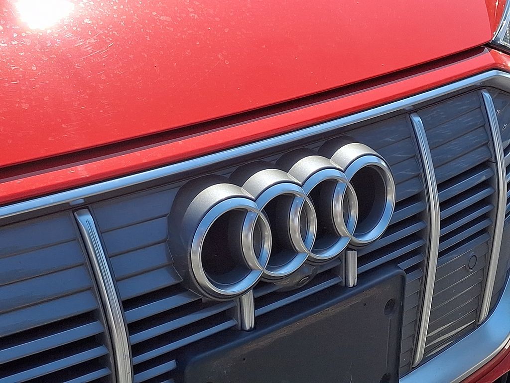 Thumbnail: 2019 Audi e-tron - 4
