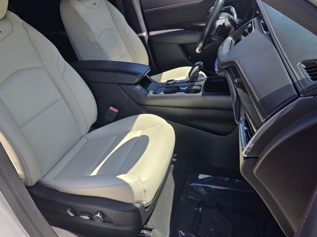 2019 Cadillac XT4 - $18,900