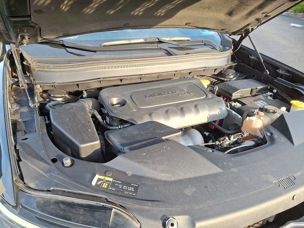 Thumbnail: 2020 Jeep Cherokee - 28