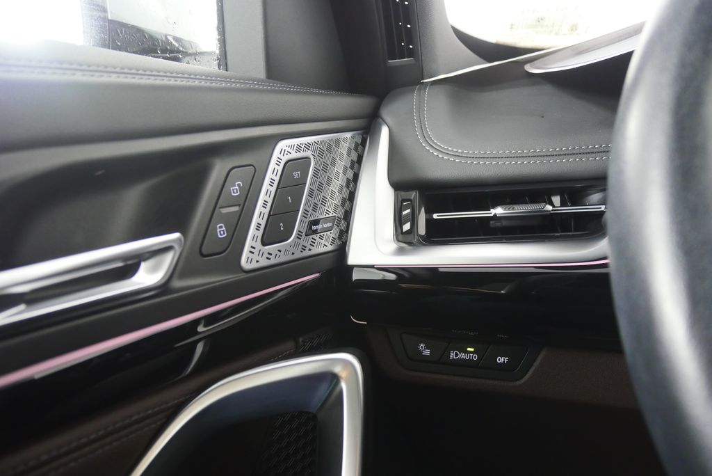 Thumbnail: 2023 BMW X1 - 21