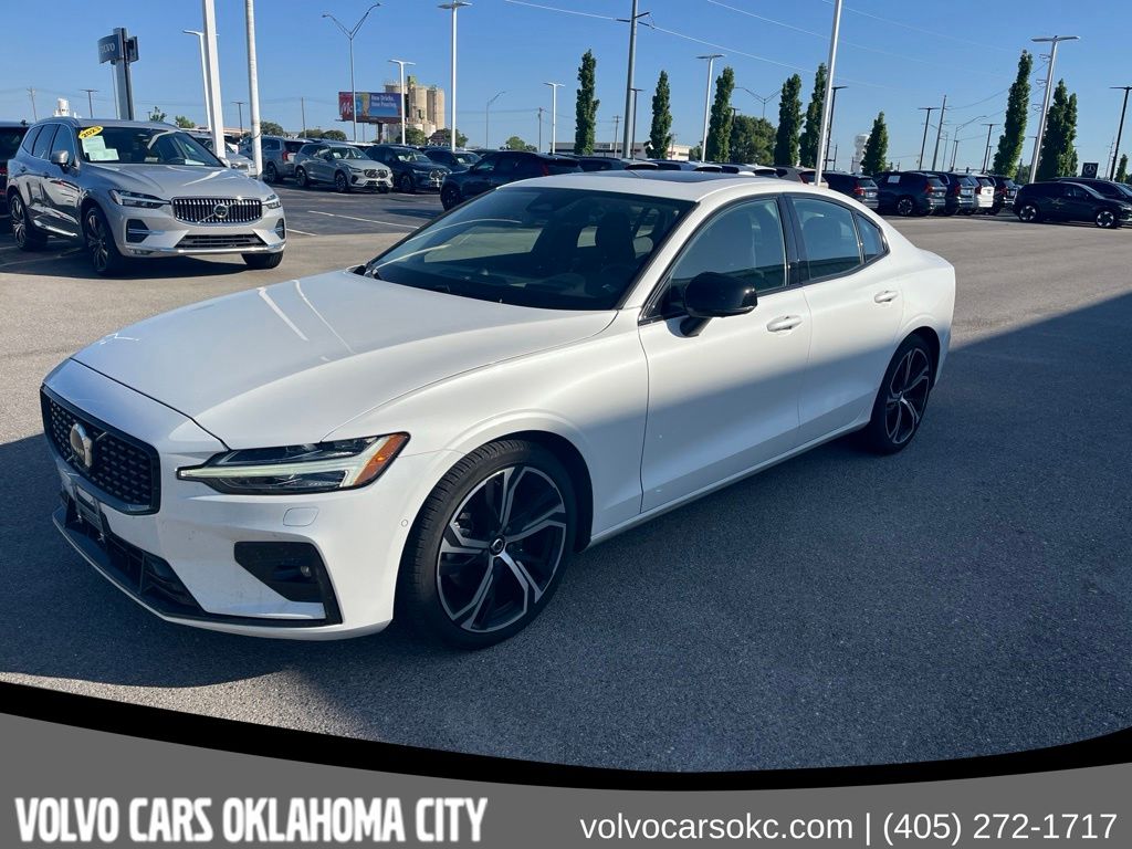 2024 Volvo S60 Ultimate