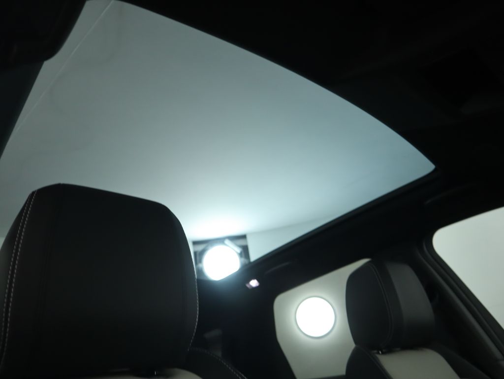 Thumbnail: 2025 Land Rover Discovery Sport - 20