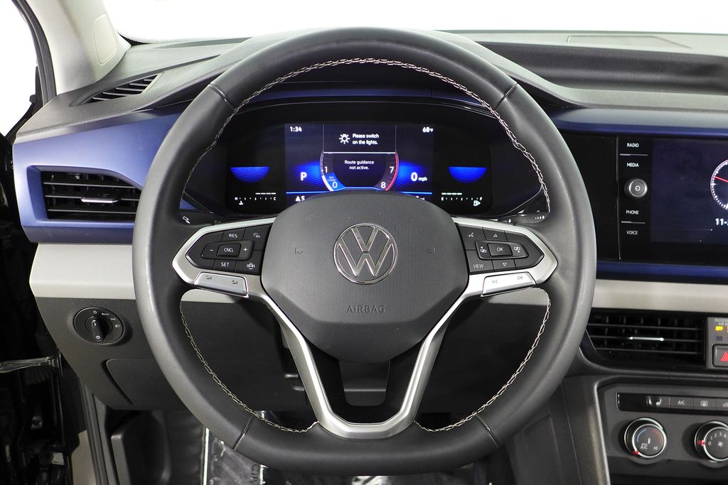 Thumbnail: 2022 Volkswagen Taos - 26